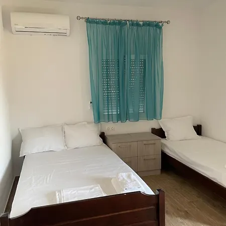 Nicole Apartamento Nea Poteidaia